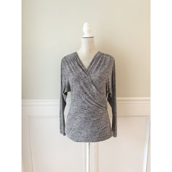 BCBGeneration Black & White Open Back Surplice Long Sleeve Top S EUC - Picture 2 of 5